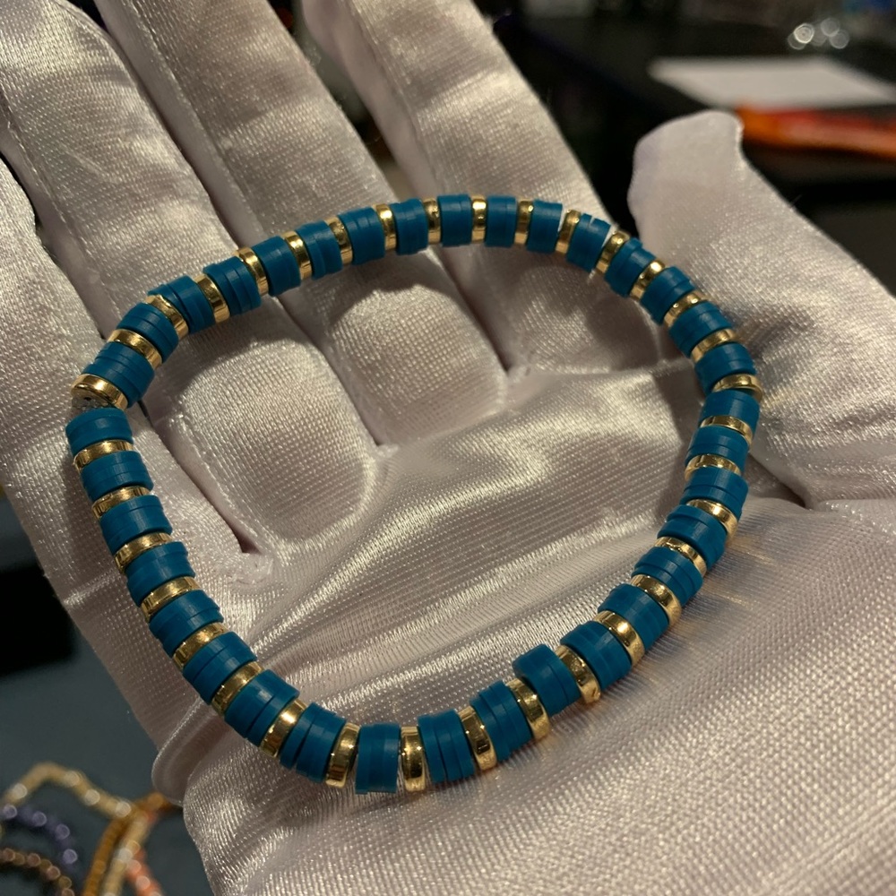 👾5 for $25 🧵handmade Clay bead bracelet 🧵